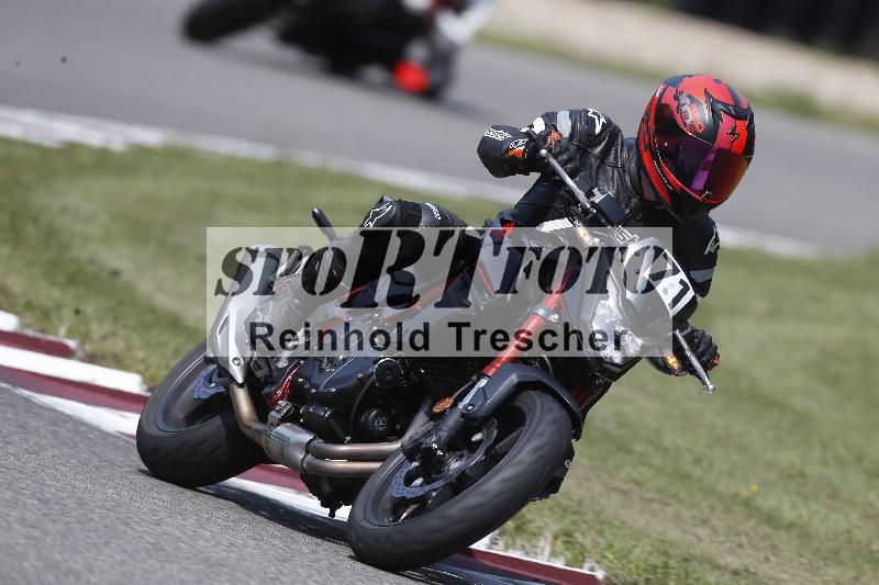 /49 26.08.2025 Cornu Master School ADR/gruen-vert/71